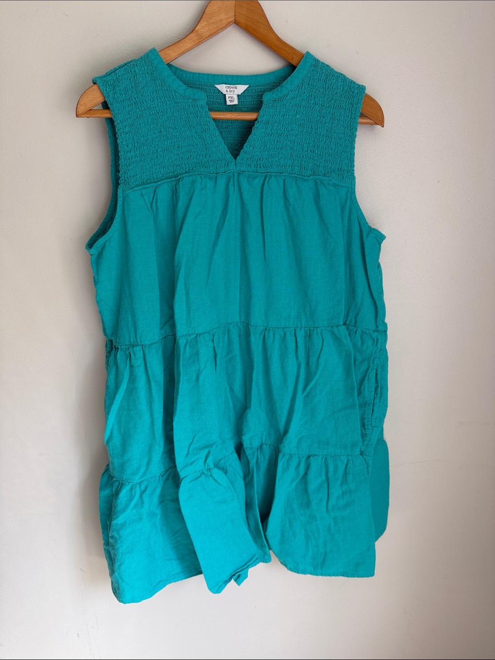 Crown and Ivy Petite XL Tiered Hem Teal Sleeveless Top, PXL